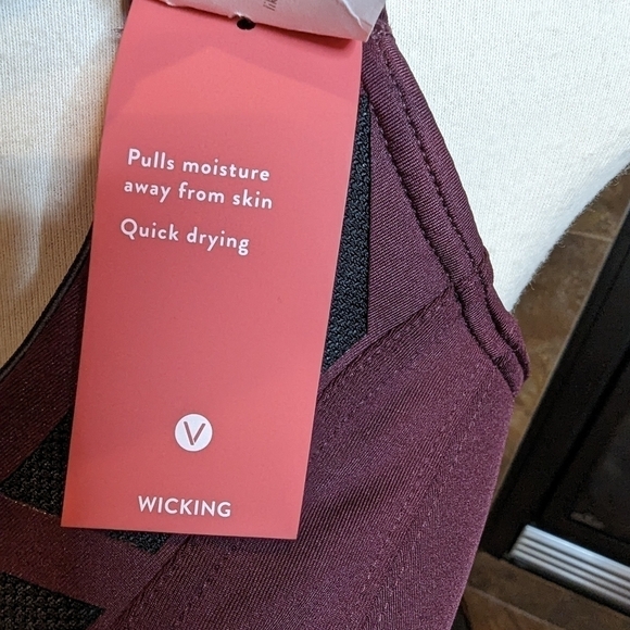 Lane Bryant Livi High-Impact Wicking Max Support Sports Bra 42B - Picture 4 of 16